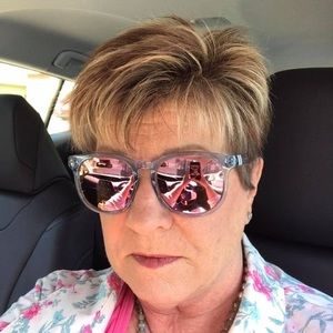 Meet your Posher, Vonna